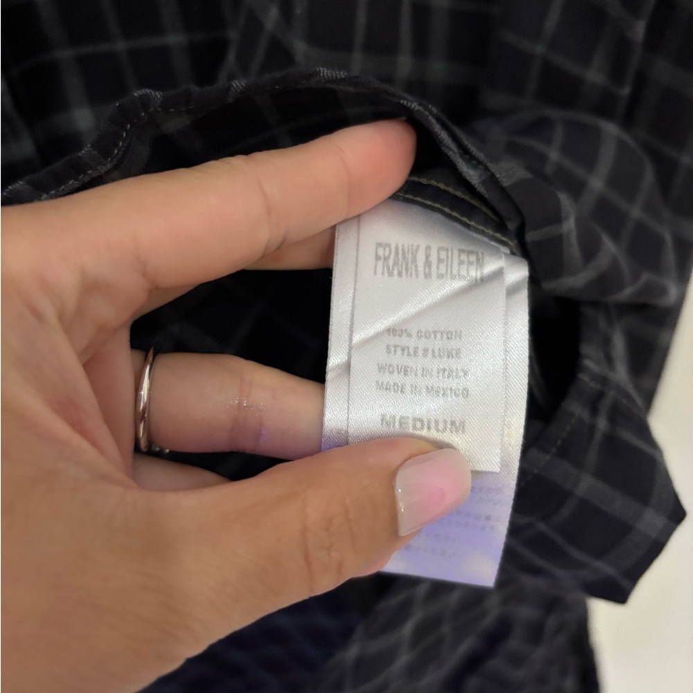 Frank And Eileen "Luke" Button Down Medium - image 4